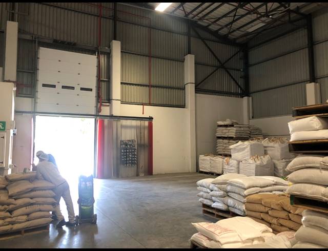 2,308M² FACTORY TO LET IN AIRPORT INDUSTRIA
